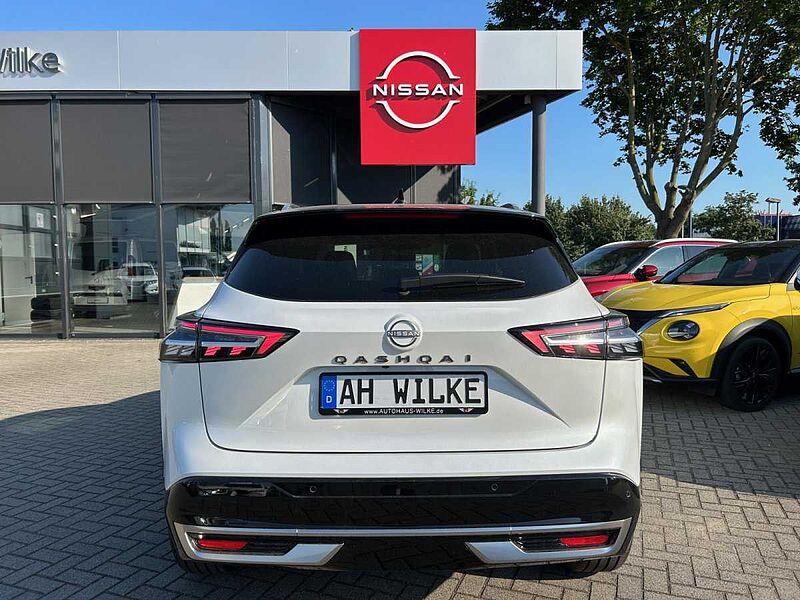 Nissan Qashqai 1.3 DIG-T MHEV Xtronic TEKNA+ Modell 2024 - SOFORT