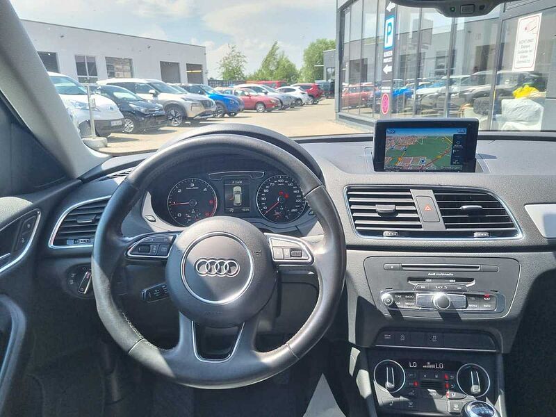 Audi Q3 2.0 TDI sport/ Euro6/ Navi/ HU+AU neu