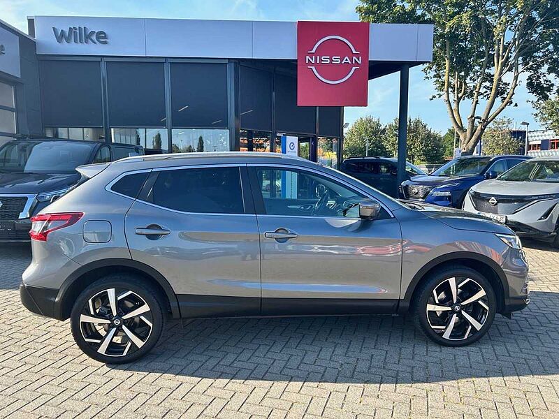 Nissan Qashqai 1.6 DIG-T Tekna/BOSE/PANORAMA