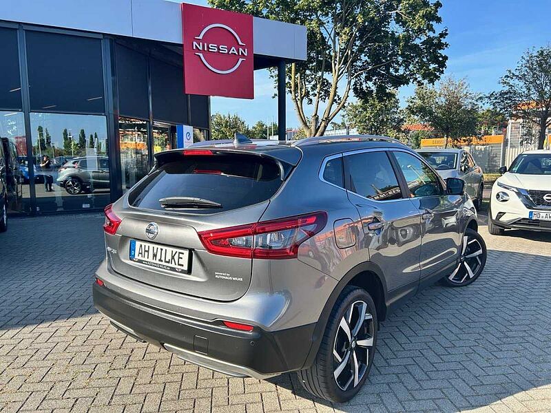 Nissan Qashqai 1.6 DIG-T Tekna/BOSE/PANORAMA