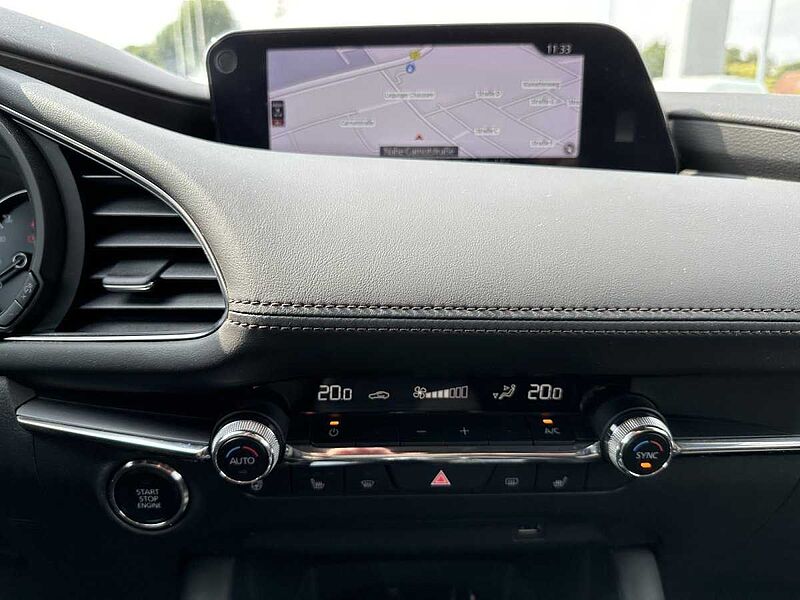 Mazda 3 SKYACTIV-X SELECTION/MATRIX/CARPLAY/HUD