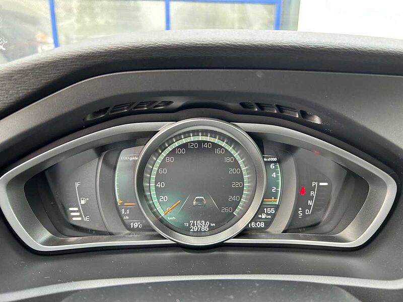 Volvo V40 Geartronic T2 1.5 Momentum STANDHEIZUNG