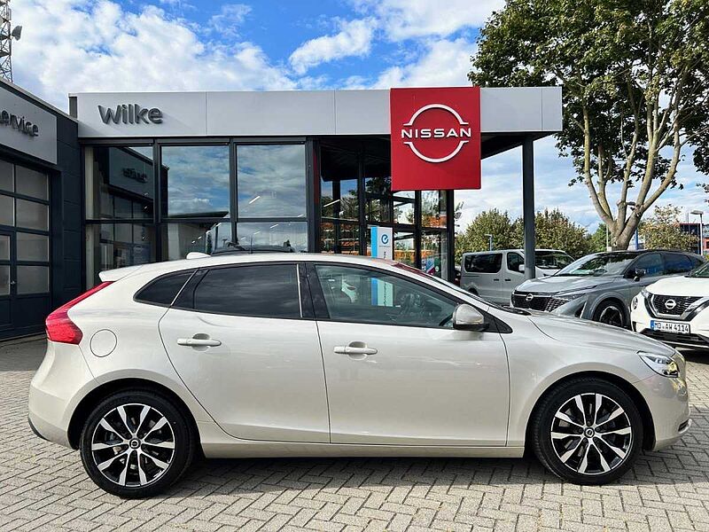 Volvo V40 Geartronic T2 1.5 Momentum STANDHEIZUNG