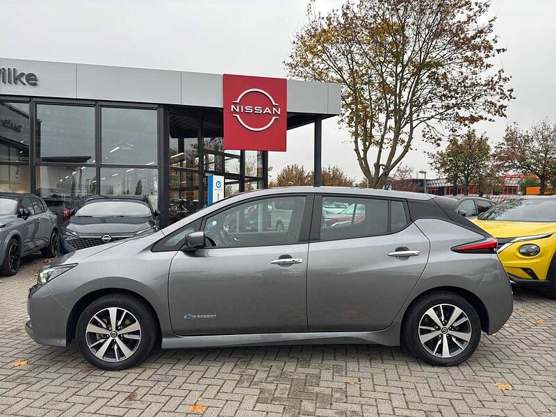 Nissan Leaf Acenta 40kWh Acenta/WINTERPAKET/KAMERA