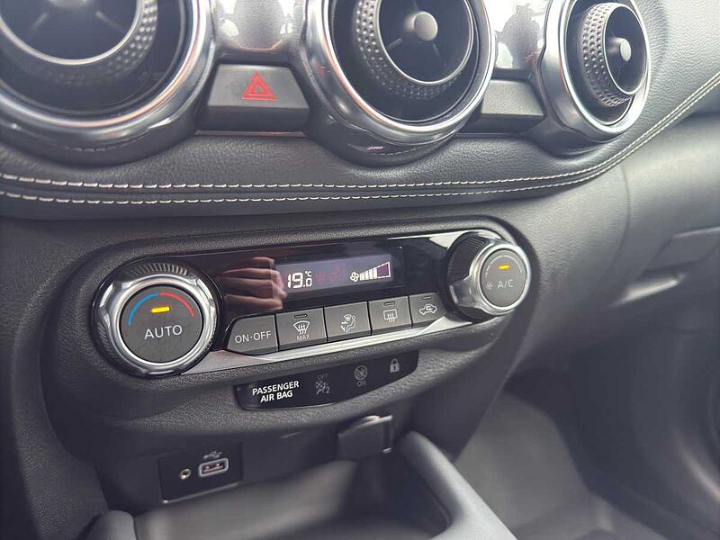 Nissan Juke 1.0 DIG-T DCT N-Connecta NAVI/KAMERA/LED