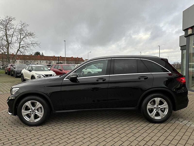 Mercedes-Benz GLC 250 AMG Line 4Matic/PANO/AHK