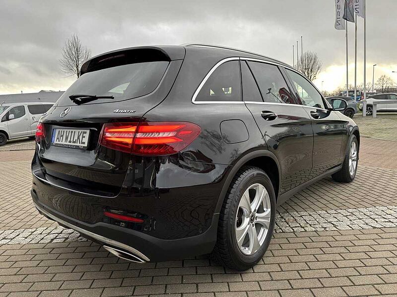 Mercedes-Benz GLC 250 AMG Line 4Matic/PANO/AHK