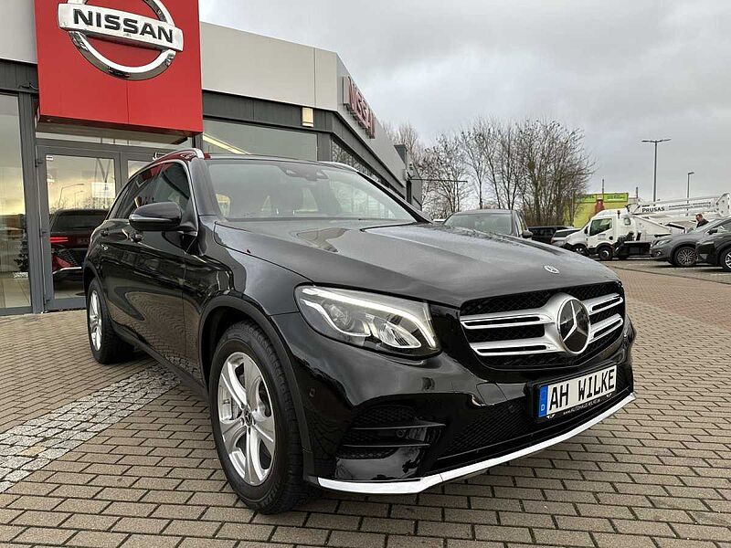 Mercedes-Benz GLC 250 AMG Line 4Matic/PANO/AHK