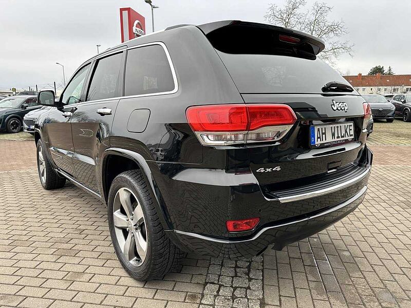 Jeep Grand Cherokee 3,0 CRD/OVERLAND/PANO/KAMERA/SITZLÜFTUNG